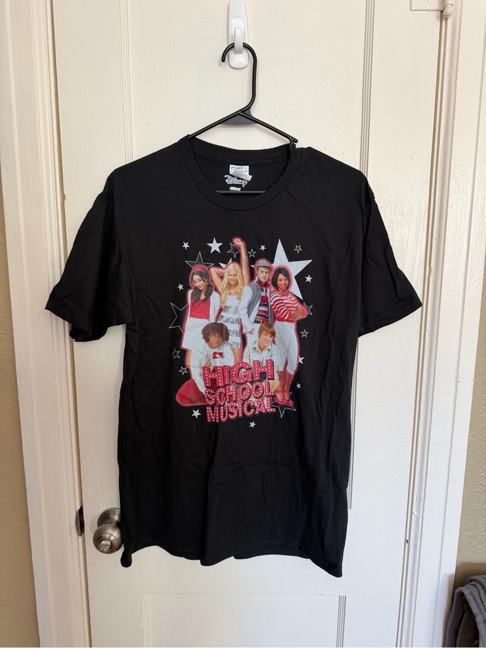 Disney High School Musical Black Graphic Tee. Like new condition. Size M